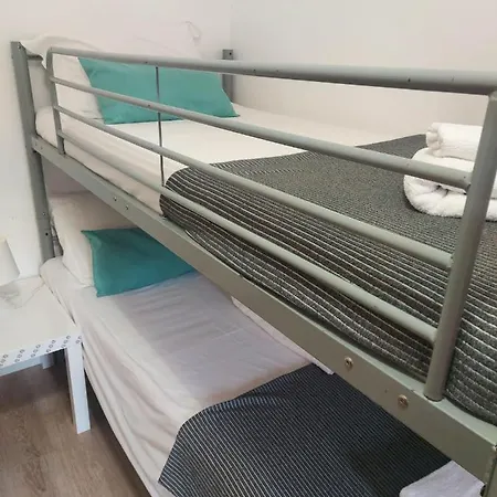 Vandrerhjem D&n Hospedagem-almirante