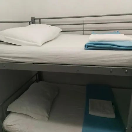 호스텔 D&n Hospedagem-almirante *
