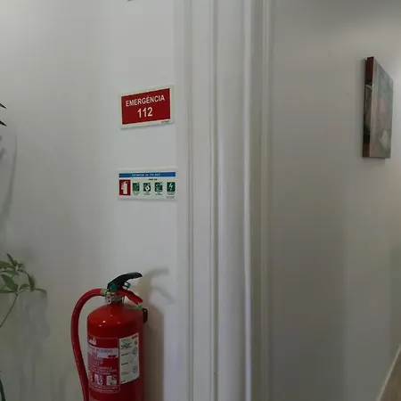 Hostel D&n Hospedagem-almirante Lisbon