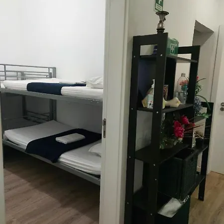 D&n Hospedagem-almirante Lisbon