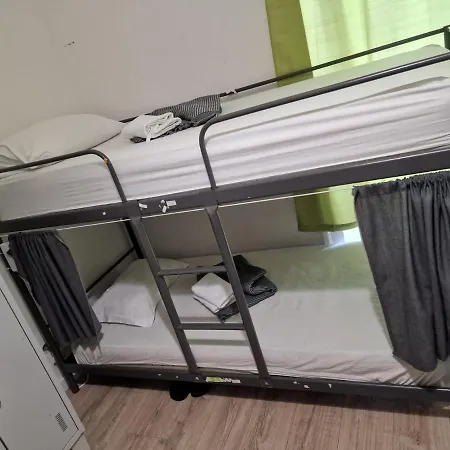 Hostel D&n Hospedagem-almirante Lisbon